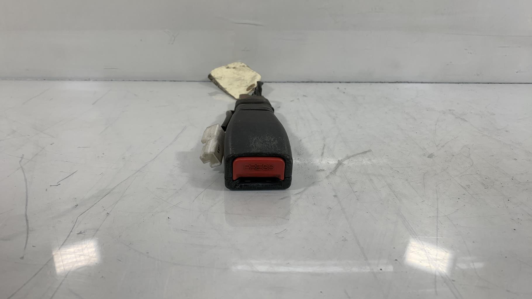Aggancio cintura sicurezza anteriore sinistro HYUNDAI GETZ PHASE 1 Diésel - 1