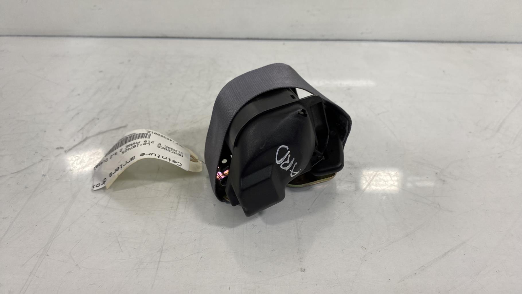 Cintura di sicurezza posteriore destra MERCEDES CLASSE E 210 PHASE 2 Diésel - 1
