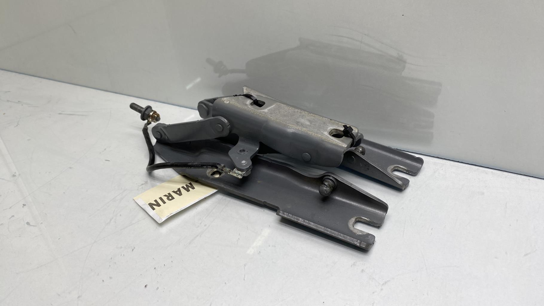 Charniere de capot BMW SERIE 5 E60 PHASE 2 Diesel - 1