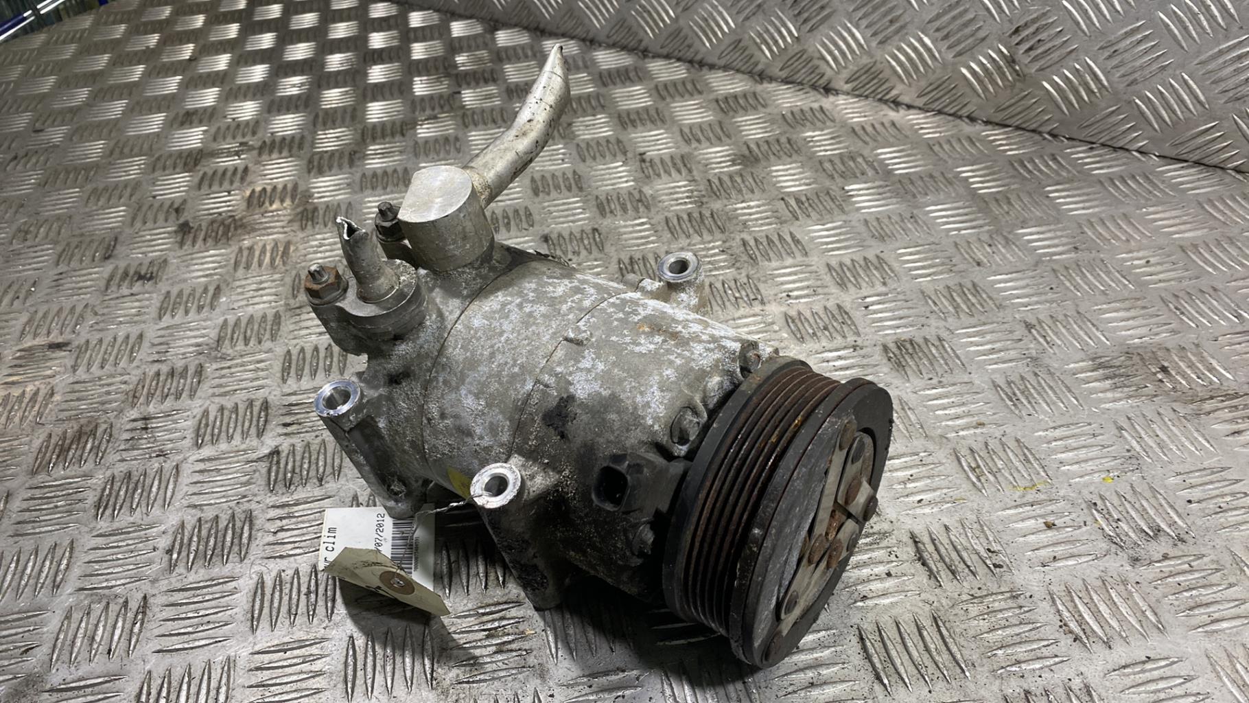 Compresseur clim FORD FOCUS 3 PHASE 1  - 1