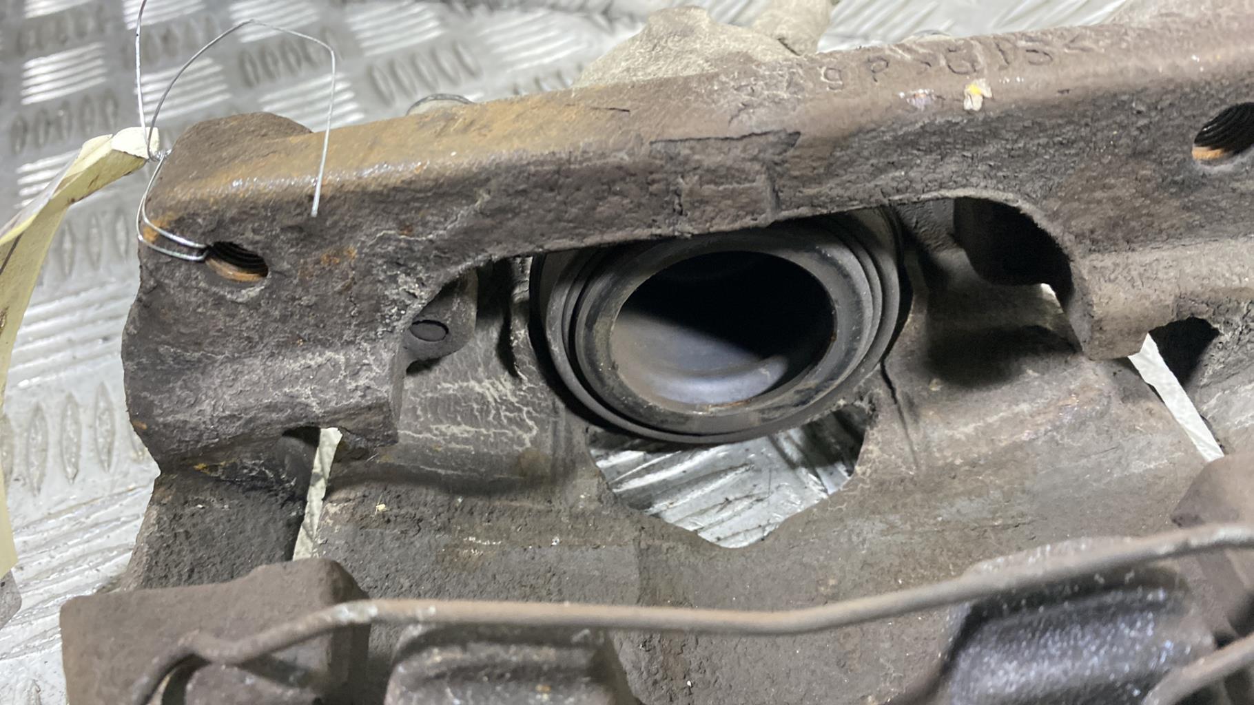 Pinza freni anteriore destra DACIA DUSTER 1 PHASE 1 Diésel - 1