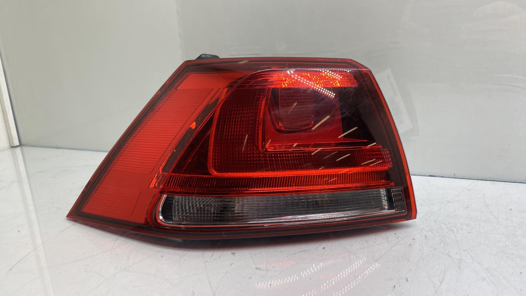 Fanale posteriore principale sinistro (luci) VOLKSWAGEN GOLF 7 PHASE 1 Diésel - 1