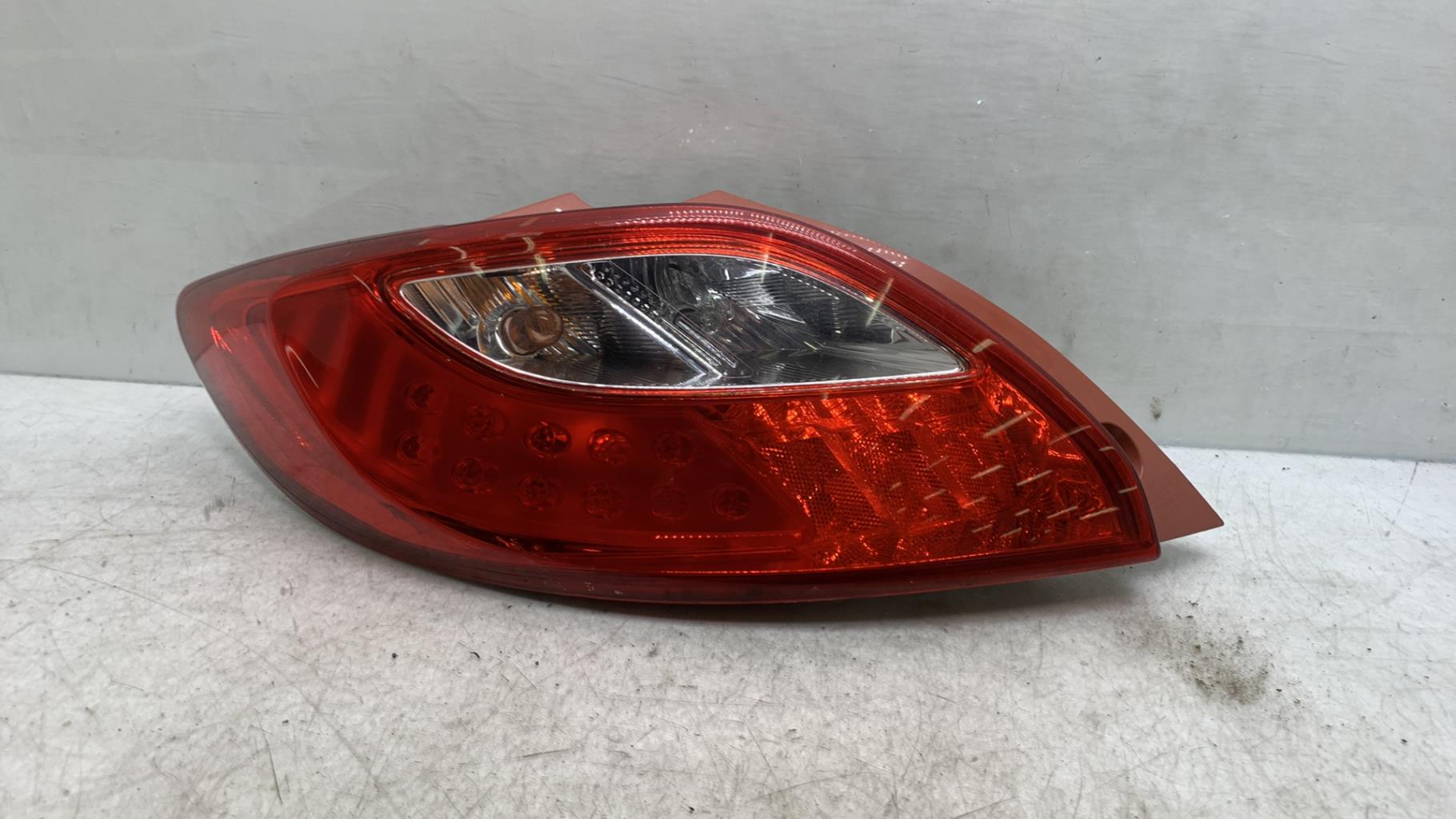 Fanale posteriore principale sinistro (luci) MAZDA 2 2 PHASE 1 Diésel - 1