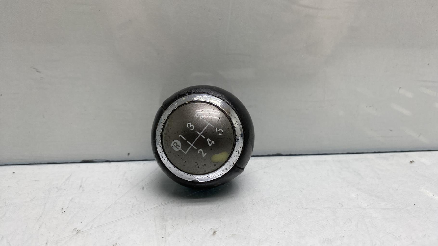 Pomello del cambio TOYOTA YARIS 2 PHASE 2 Gasolina - 1
