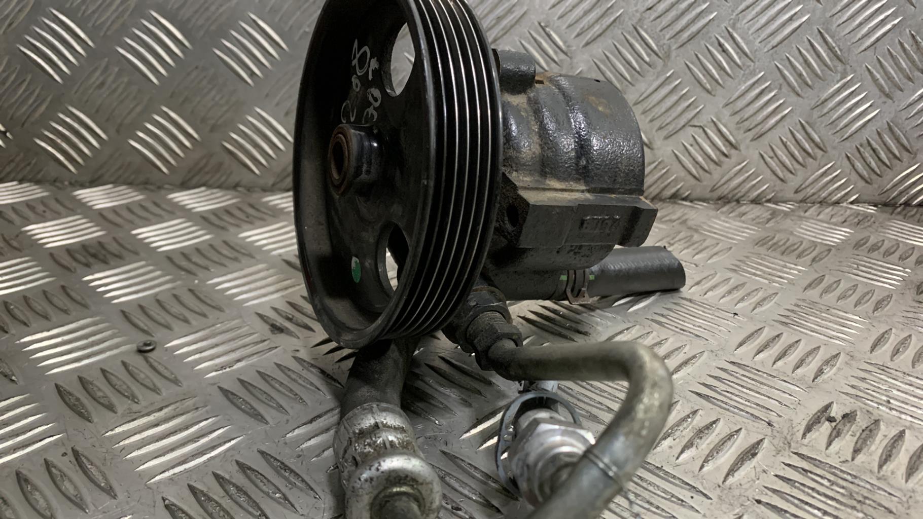 Pompe de direction DACIA SANDERO 1 Essence/GPL - 1