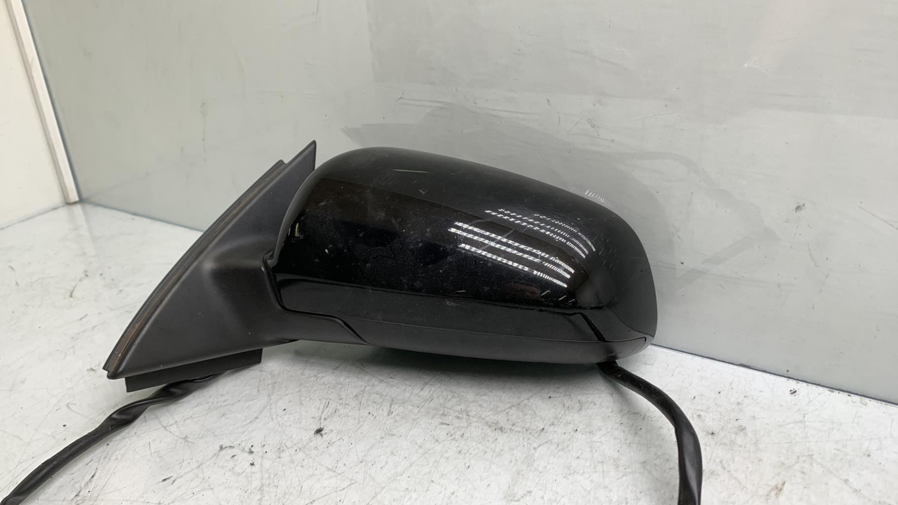 Retrovisor izquierdo AUDI A4 2 PHASE 2 Diésel - 1