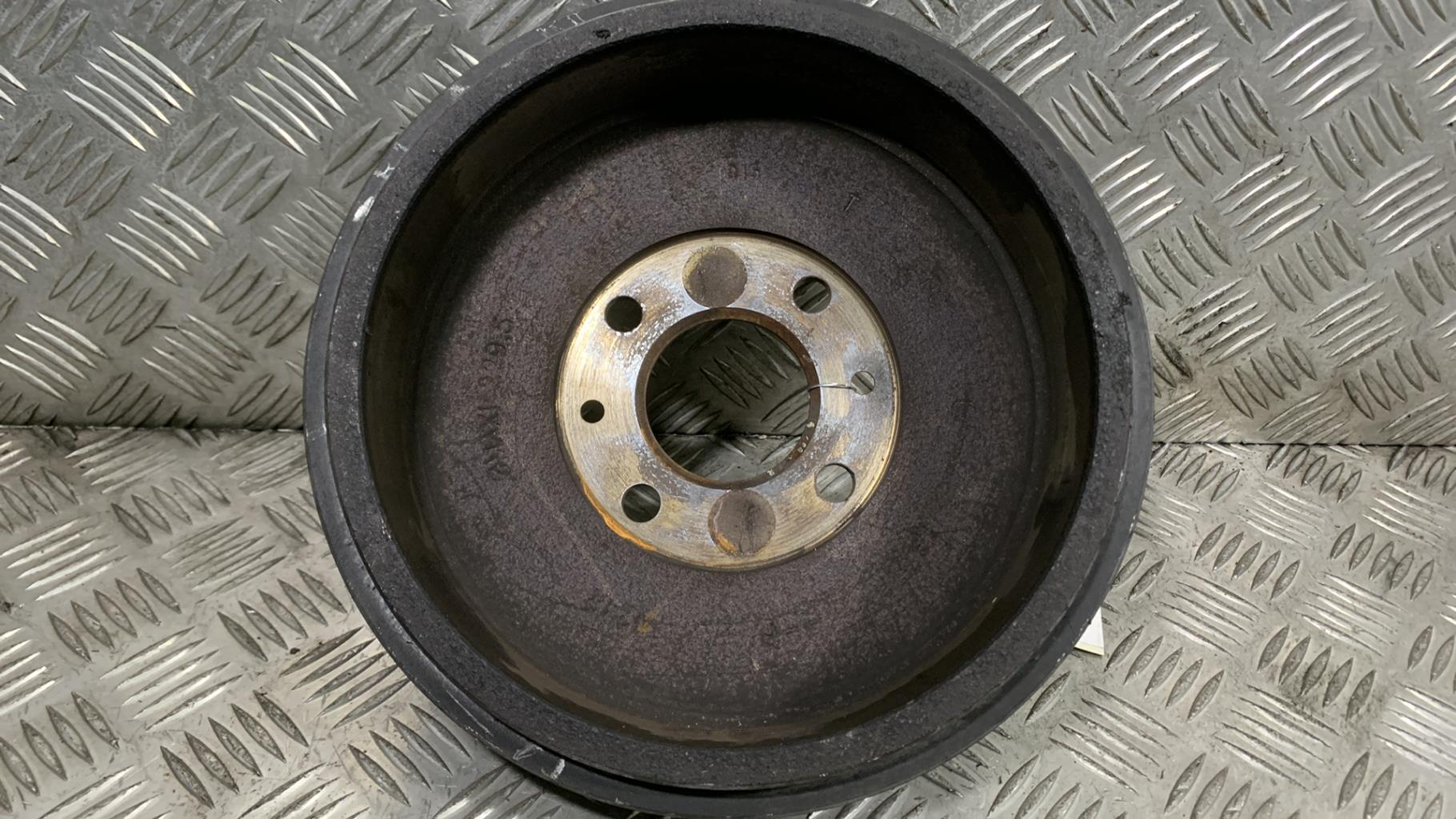 Tamburo posteriore sinistro RENAULT CLIO 5 PHASE 1 Diésel - 1