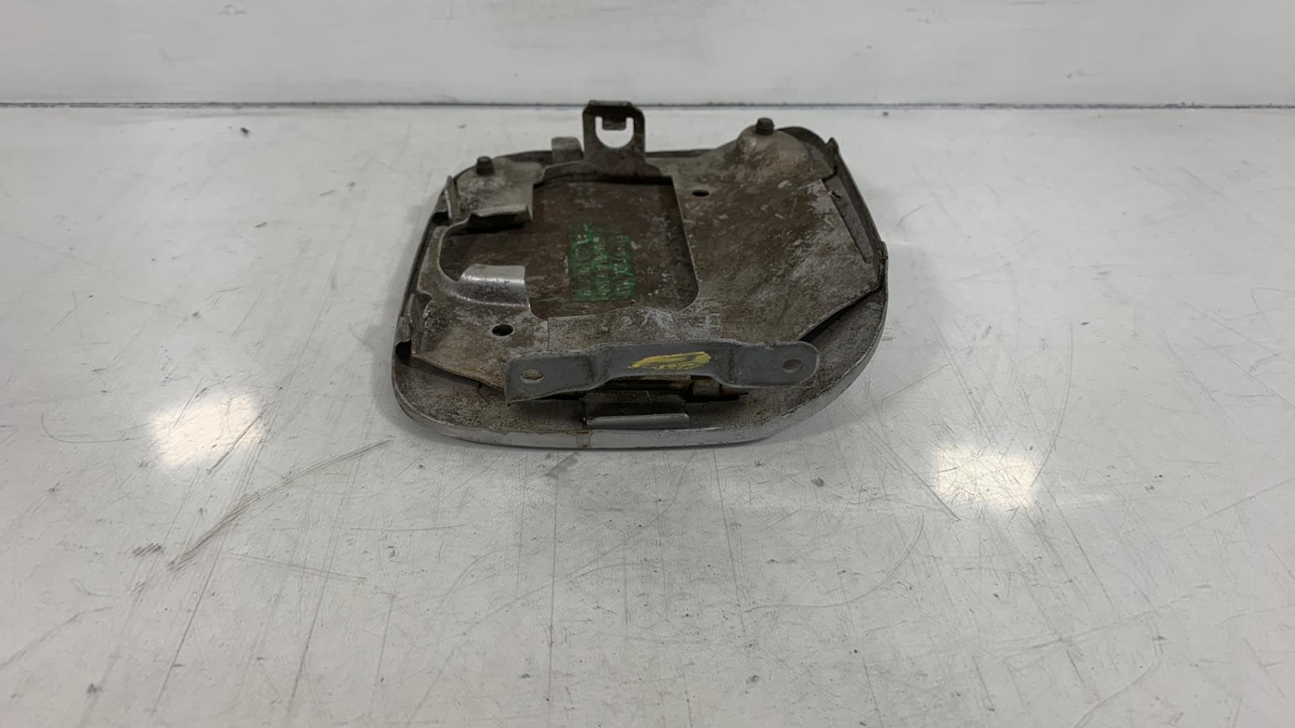 Trappe d'essence MAZDA 323 5 PHASE 2 Essence - 1
