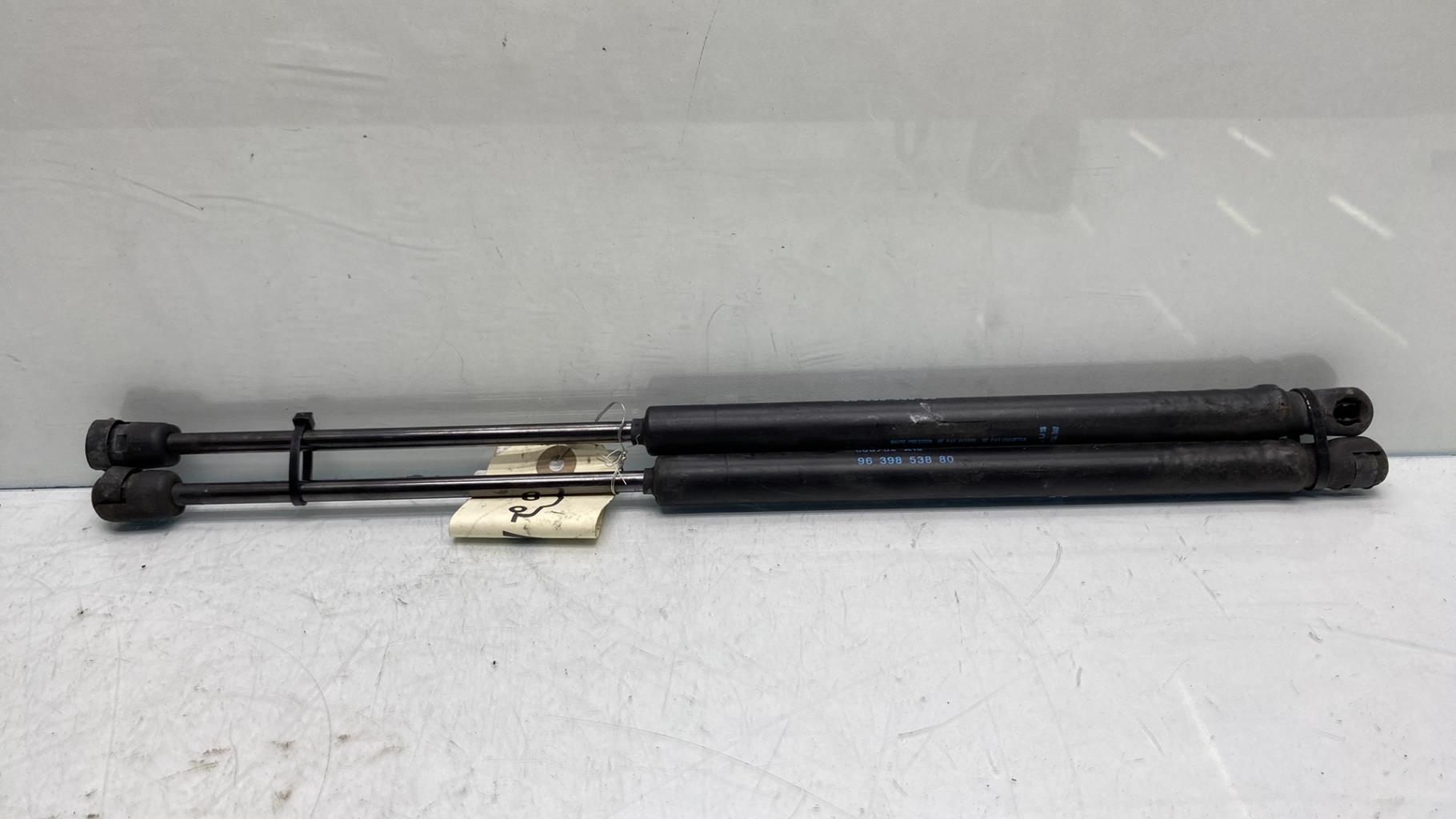 Verin de coffre FORD KA 2 PHASE 2 Essence - 1