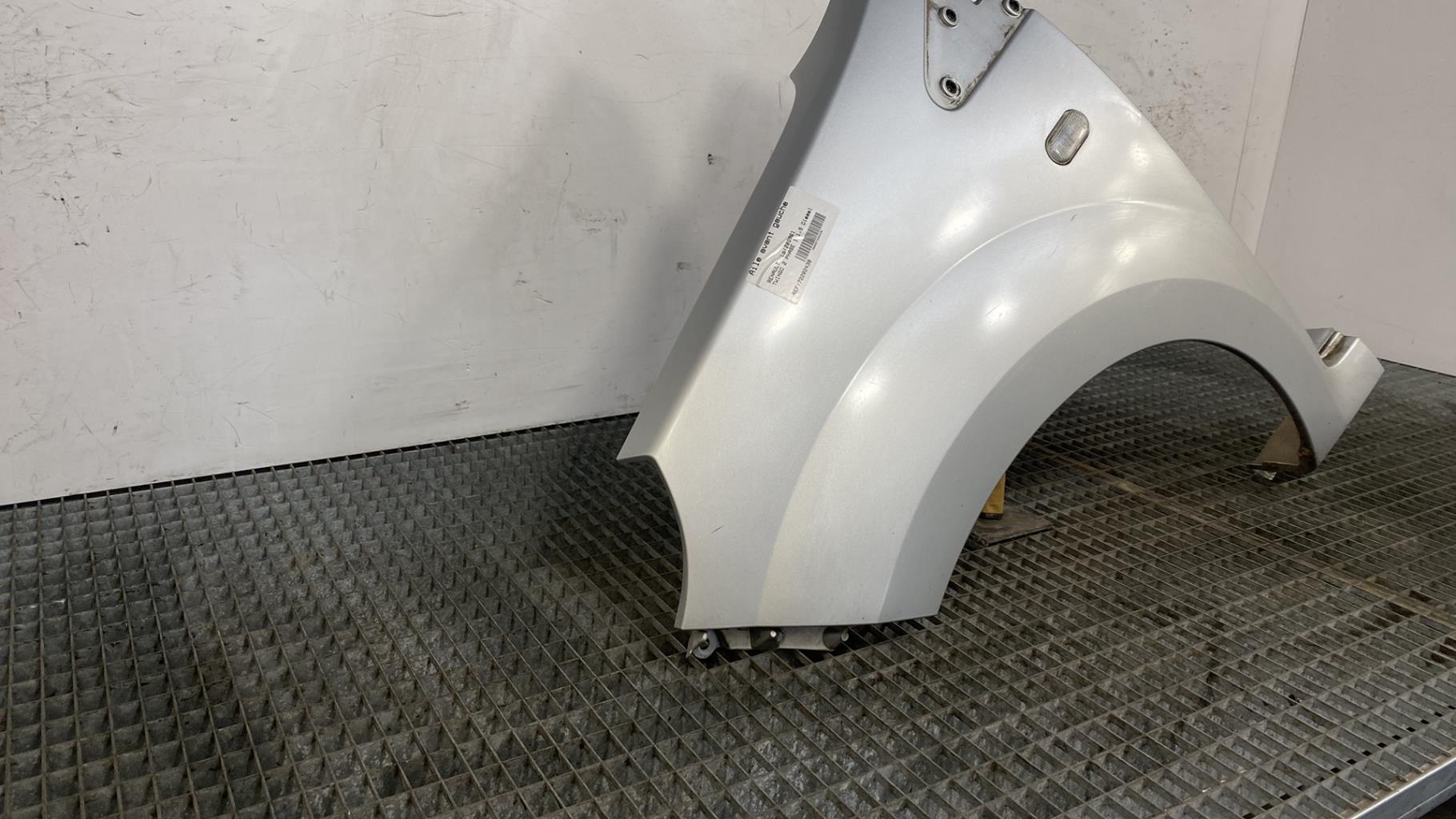 Aile avant gauche RENAULT TWINGO 2 PHASE 1 Diesel - 1