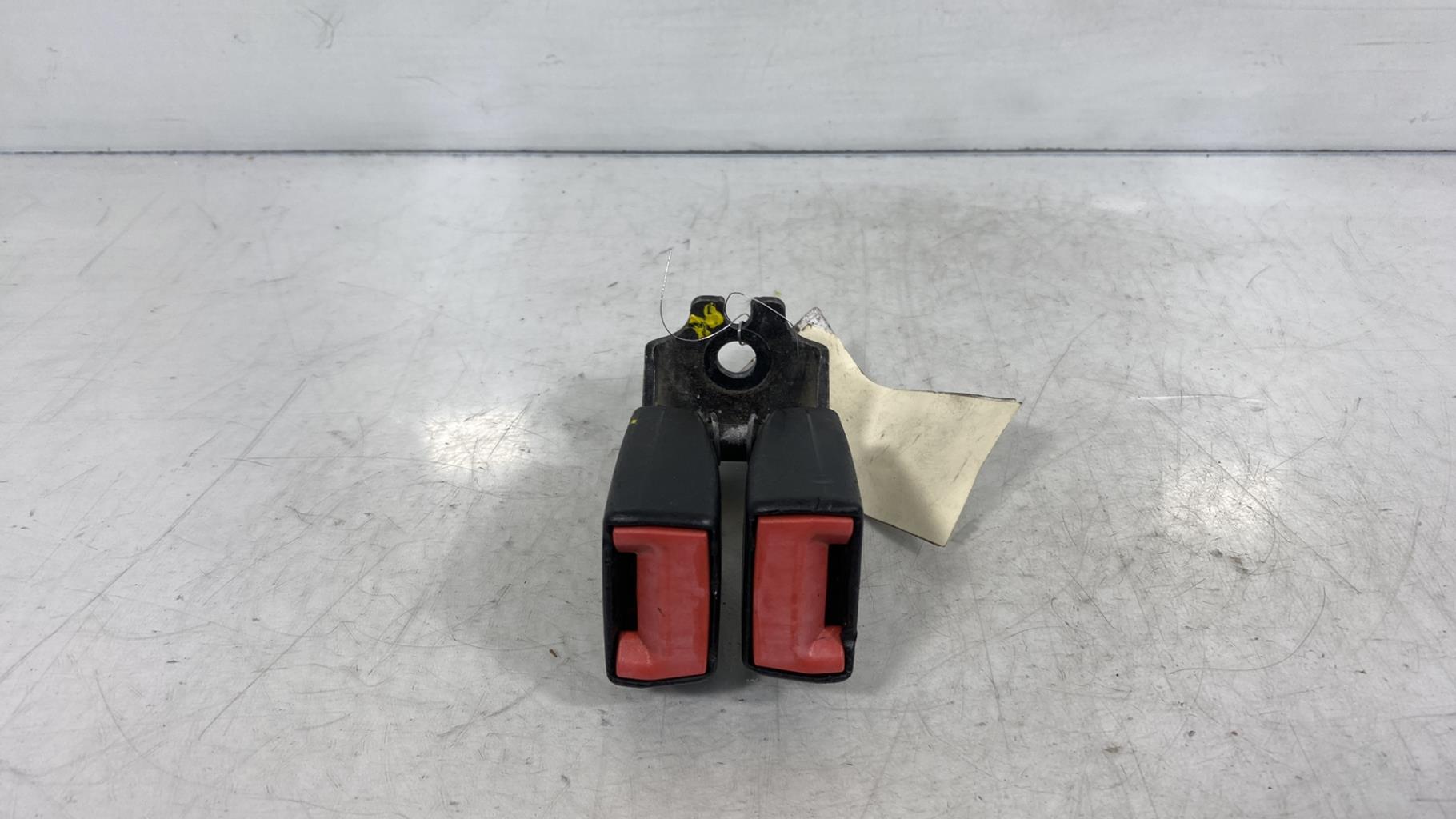 Aggancio cintura sicurezza posteriore destro FORD FOCUS 3 PHASE 1 Gasolina - 1