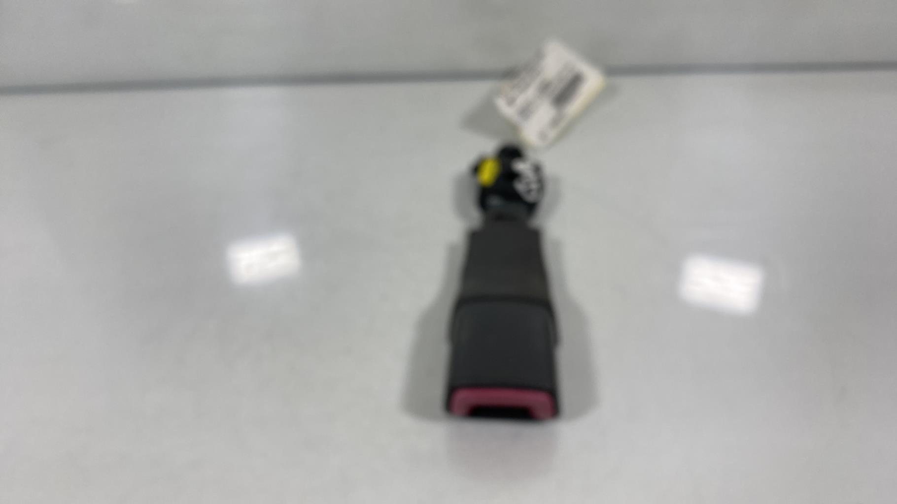 Aggancio cintura sicurezza posteriore destro TOYOTA PRIUS 2 Gasolina/Híbrido - 1