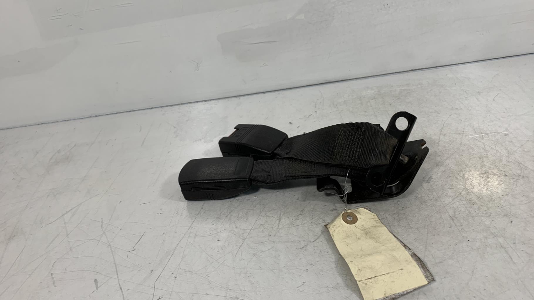 Aggancio cintura sicurezza posteriore destro HONDA CIVIC 6 PHASE 2 BREAK Gasolina - 1