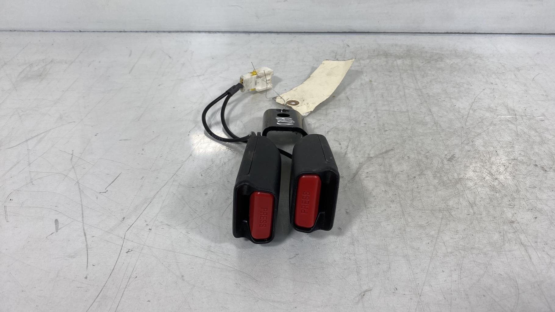 Aggancio cintura sicurezza posteriore destro CITROEN DS4 PHASE 1 Gasolina - 1