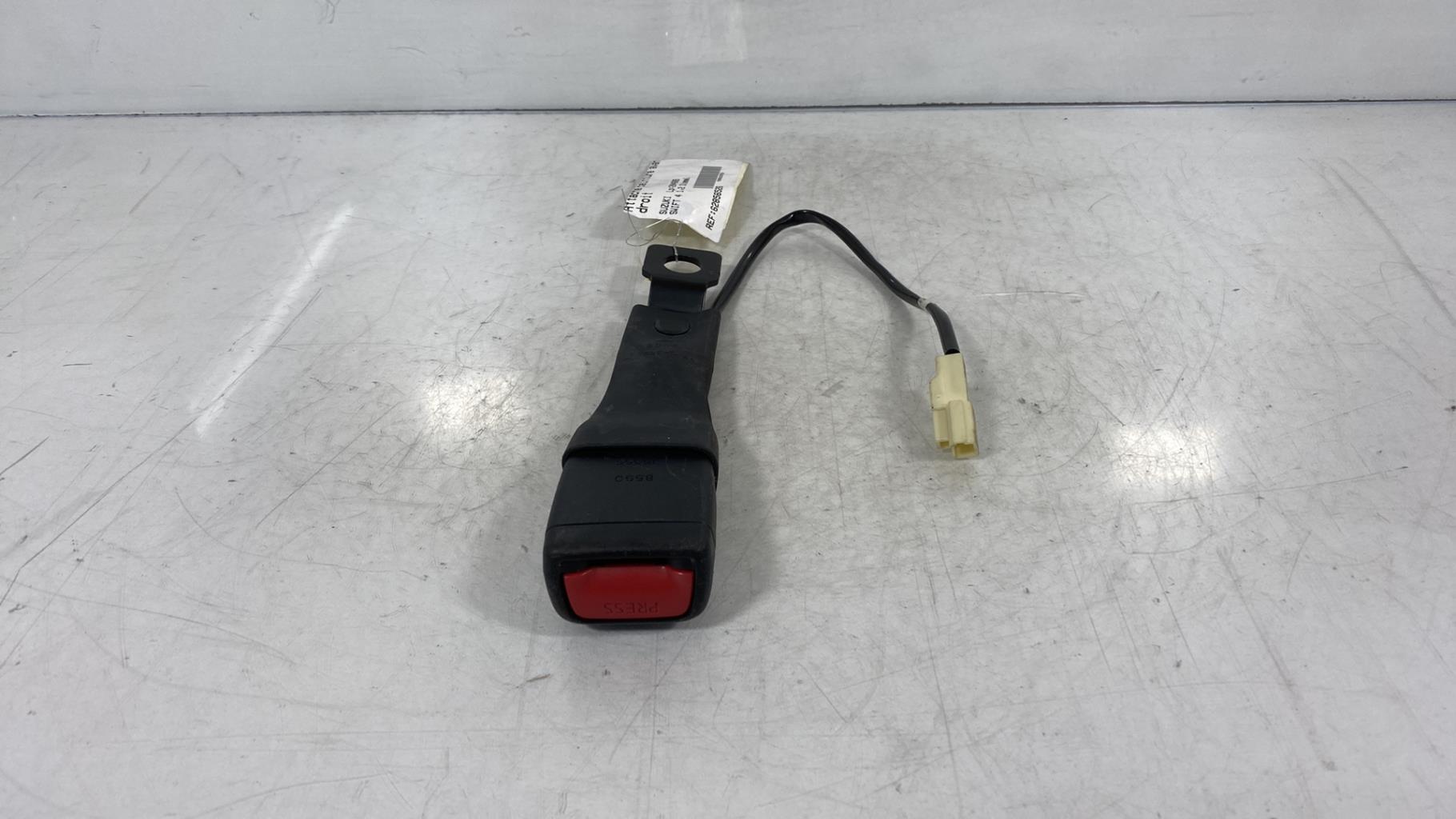 Aggancio cintura sicurezza anteriore destro SUZUKI SWIFT 4 Diésel - 1