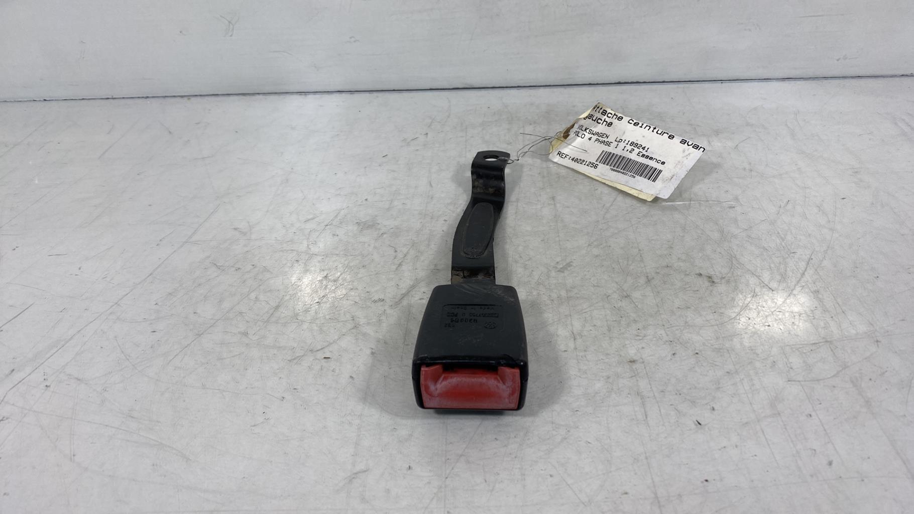 Aggancio cintura sicurezza anteriore sinistro VOLKSWAGEN POLO 4 PHASE 1 Gasolina - 1
