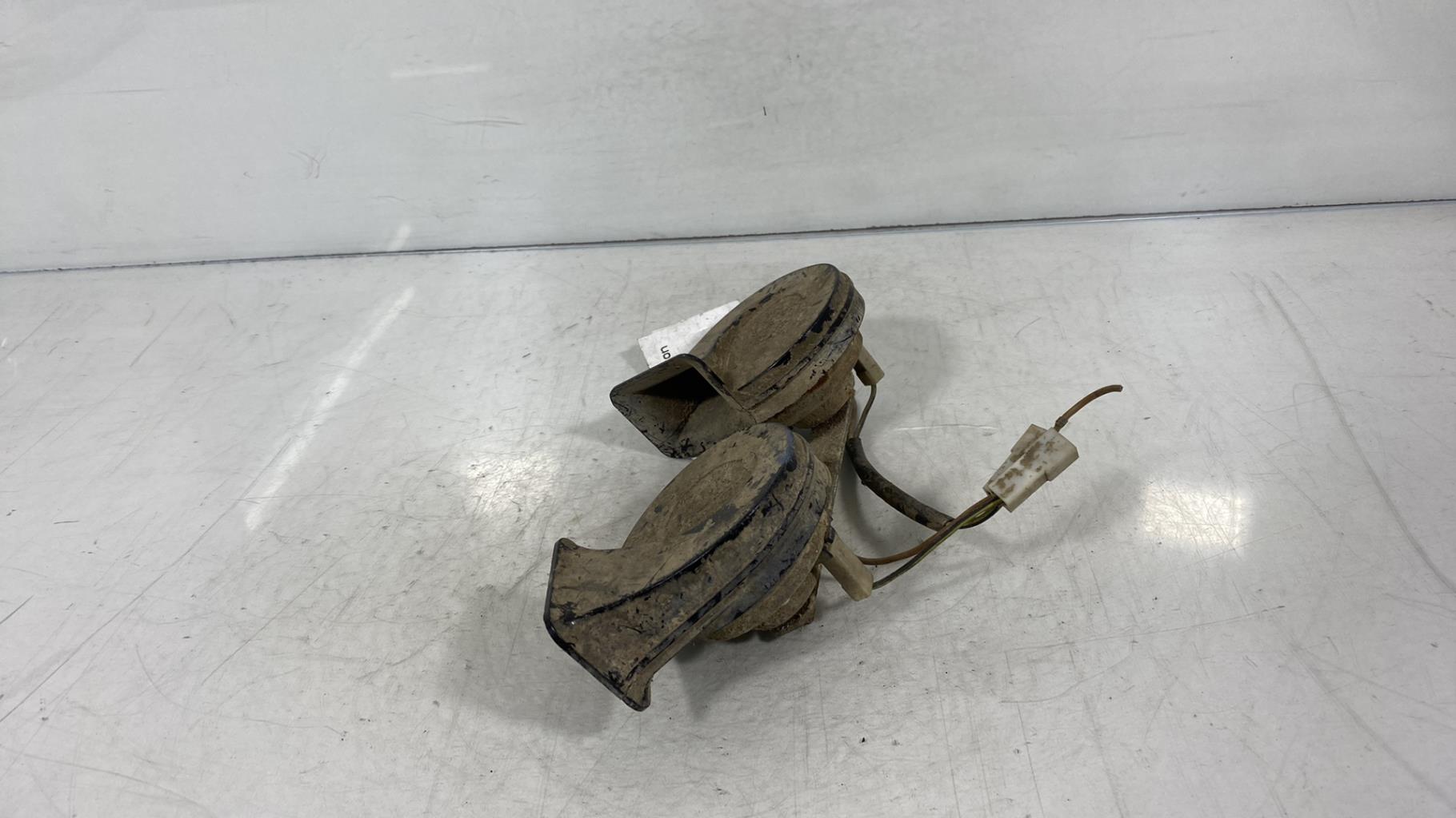 Tromba/Clacson AUDI 100 1 PHASE 1 BREAK Gasolina - 1