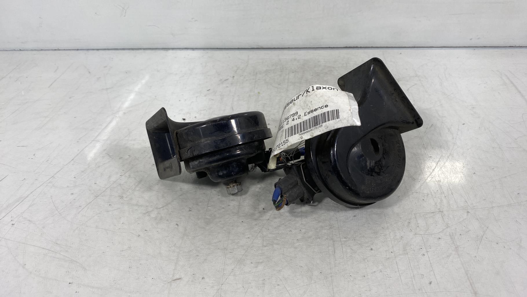 Avertisseur/Klaxon AUDI A8 1 PHASE 2 Essence - 1