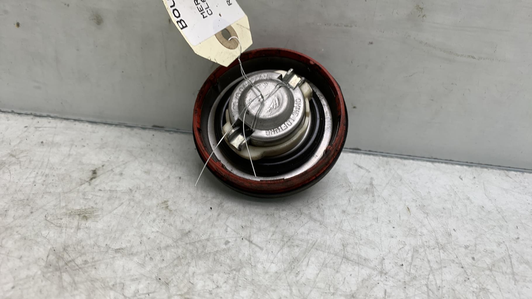 Tappo carburante MERCEDES CLASSE C 204 PHASE 1 Diésel - 1