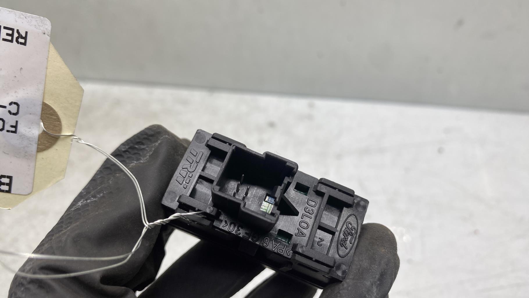 Bouton de warning FORD C-MAX 1 PHASE 2  - 1