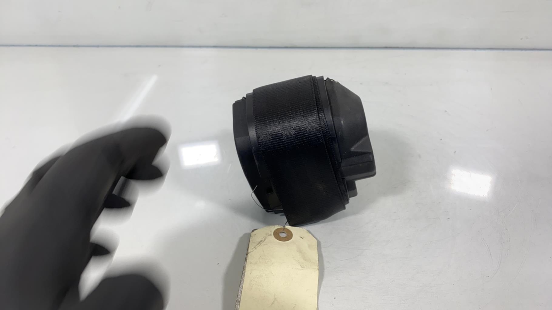Cintura di sicurezza posteriore destra VOLKSWAGEN POLO 3 Gasolina - 1