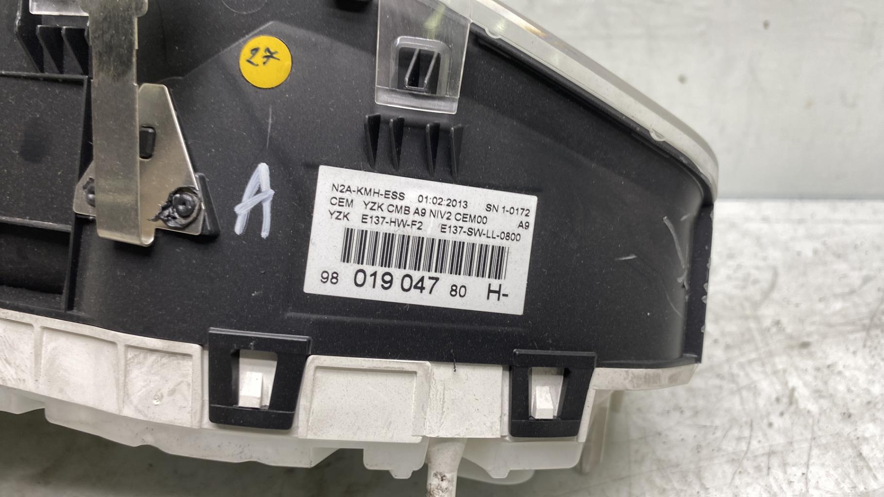 Compteur PEUGEOT 208 1 PHASE 1 Essence - 1