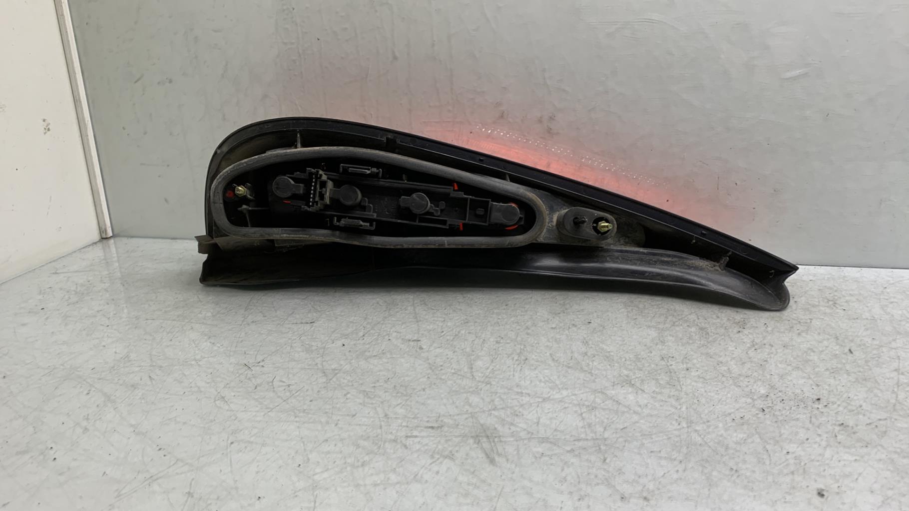 Fanale posteriore principale destro (luci) RENAULT LAGUNA 1 PHASE 2 BREAK Gasolina - 1