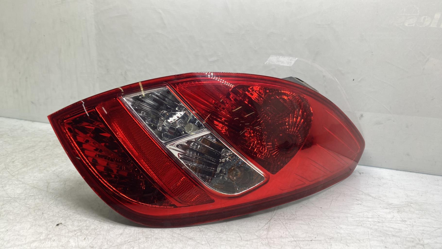 Fanale posteriore principale destro (luci) HYUNDAI I 20 1 PHASE 1 Diésel - 1