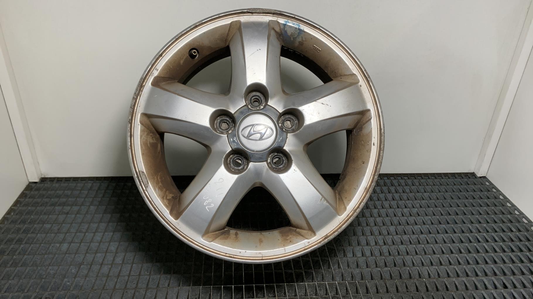 Jante HYUNDAI TRAJET  - 1