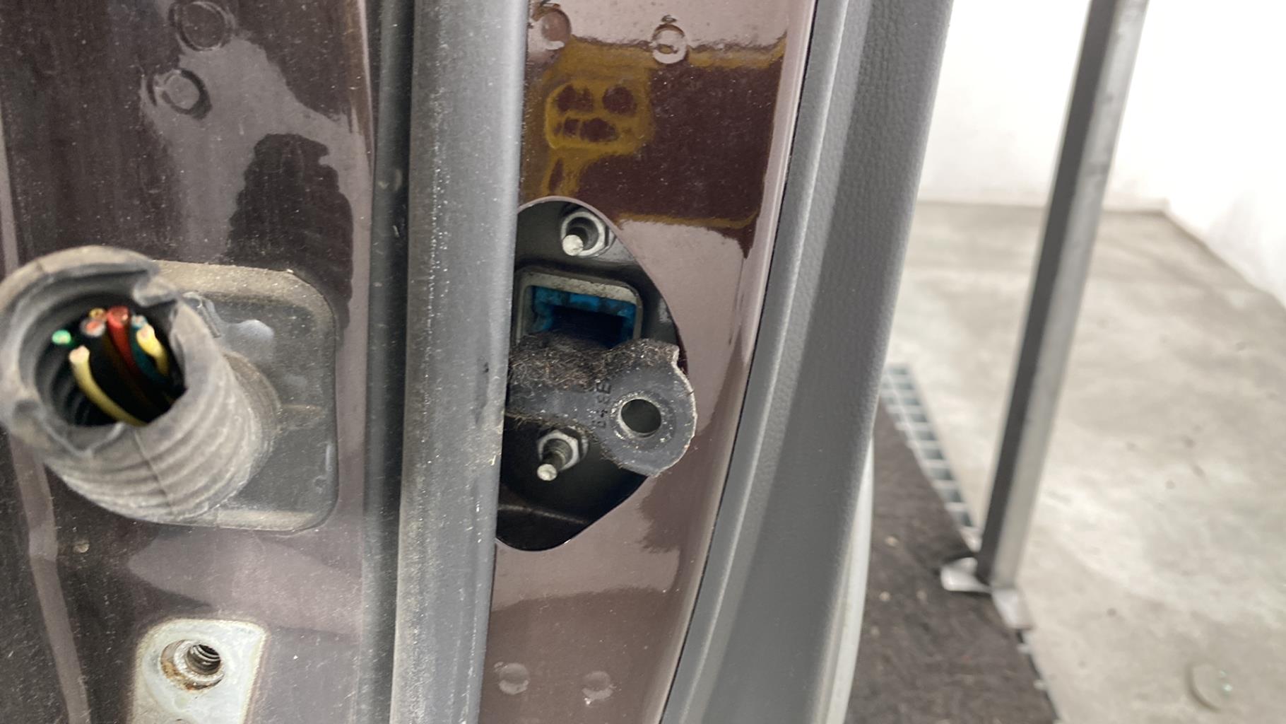 Portiera posteriore destra CHEVROLET CRUZE BREAK Diésel - 1