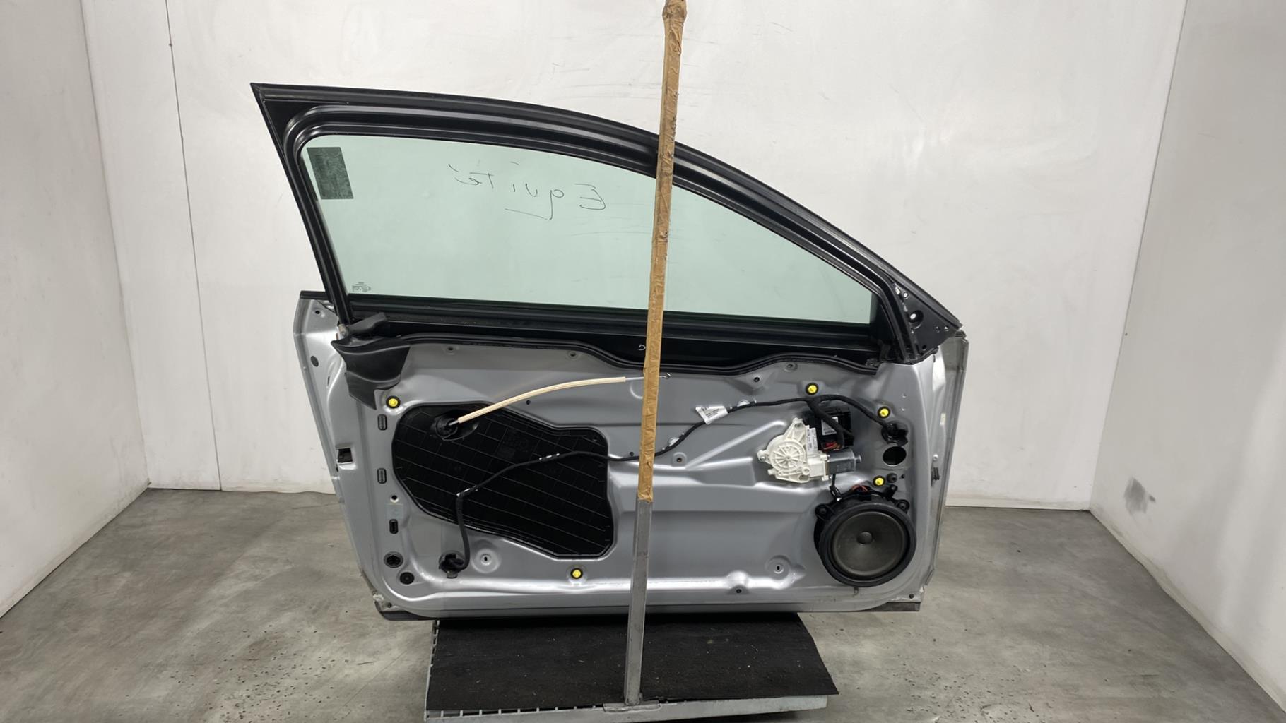 Porte avant gauche AUDI A3 2 PHASE 2 Diesel - 1