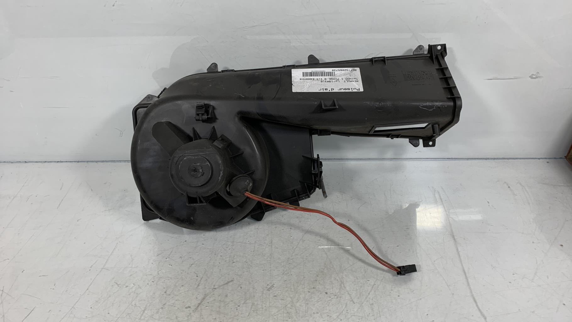 Pulseur d'air RENAULT TWINGO 1 PHASE 3 Essence - 1