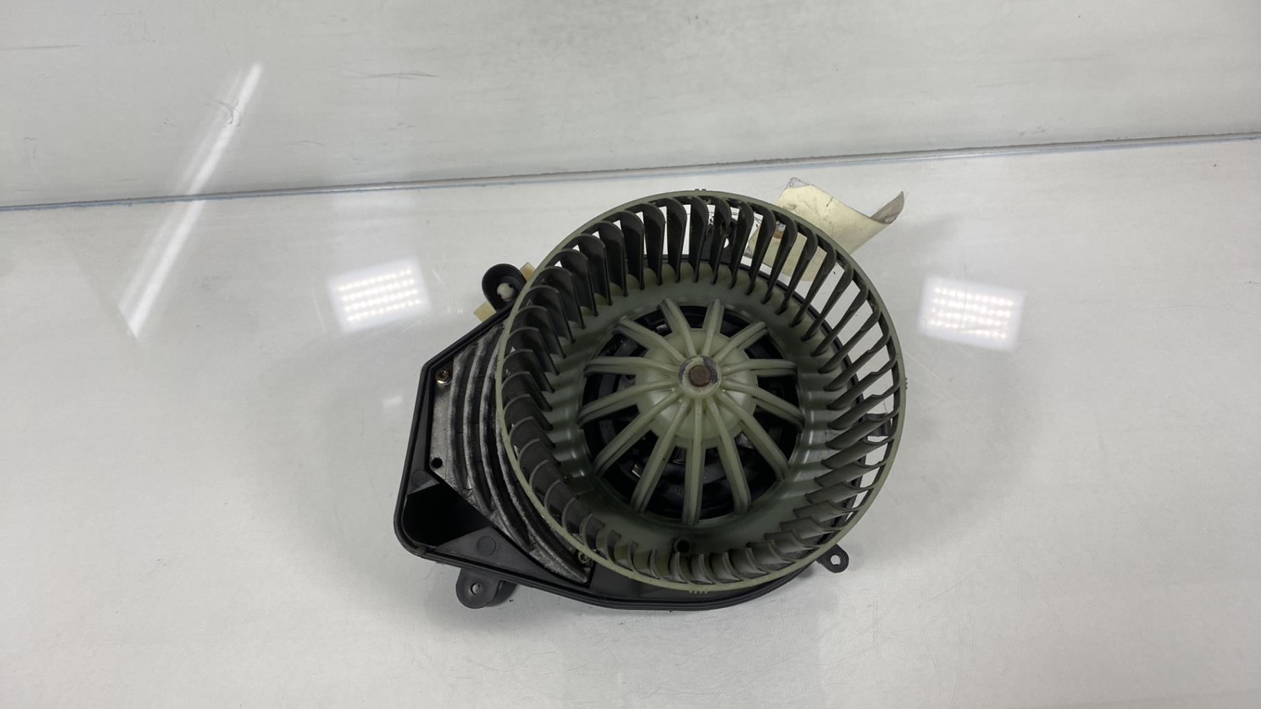 Pulseur d'air AUDI A4 1 AVANT PHASE 2 BREAK Diesel - 1