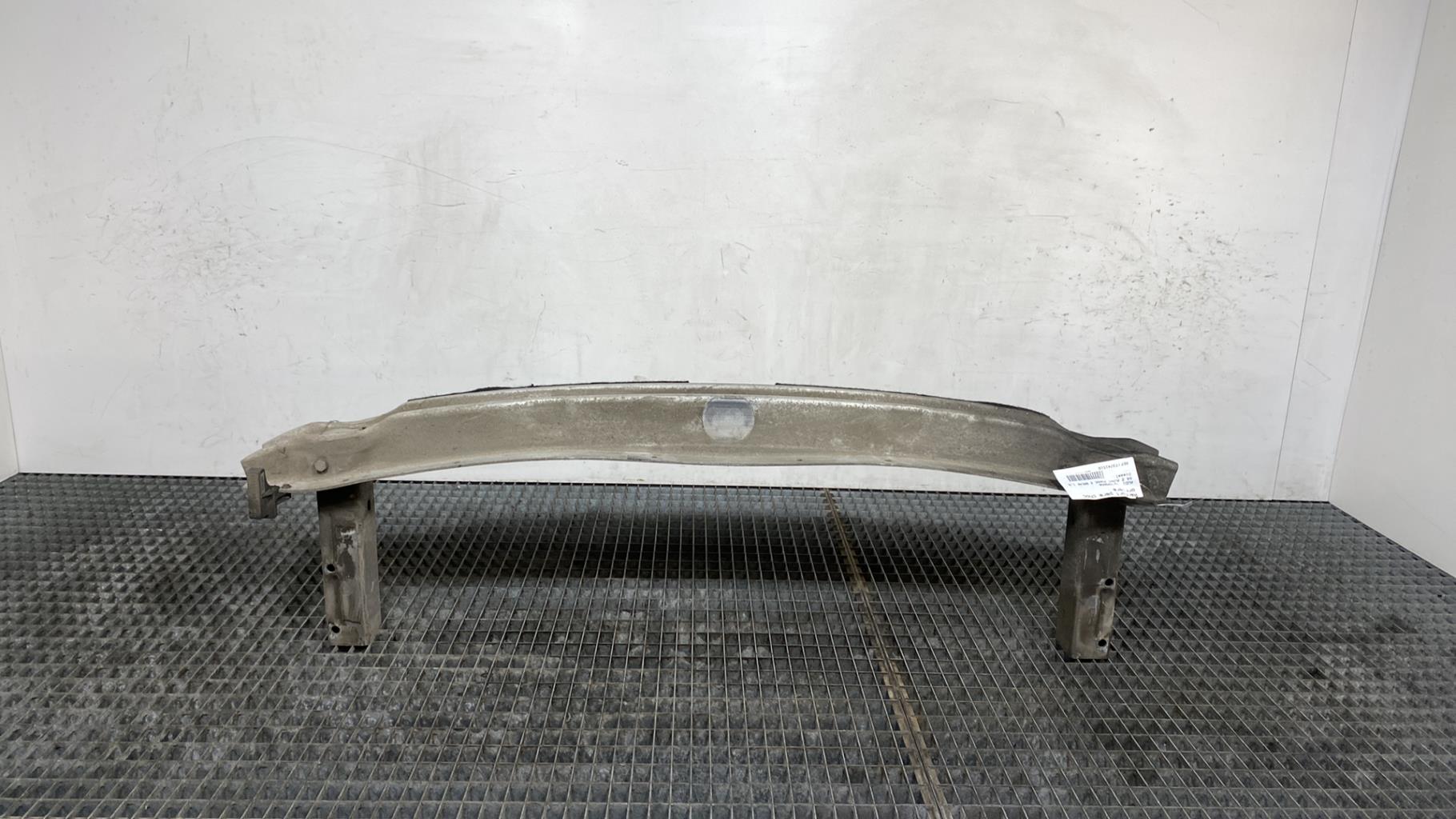 Traversa rinforzo paraurti posteriore AUDI A4 2 AVANT PHASE 2 BREAK Diésel - 1