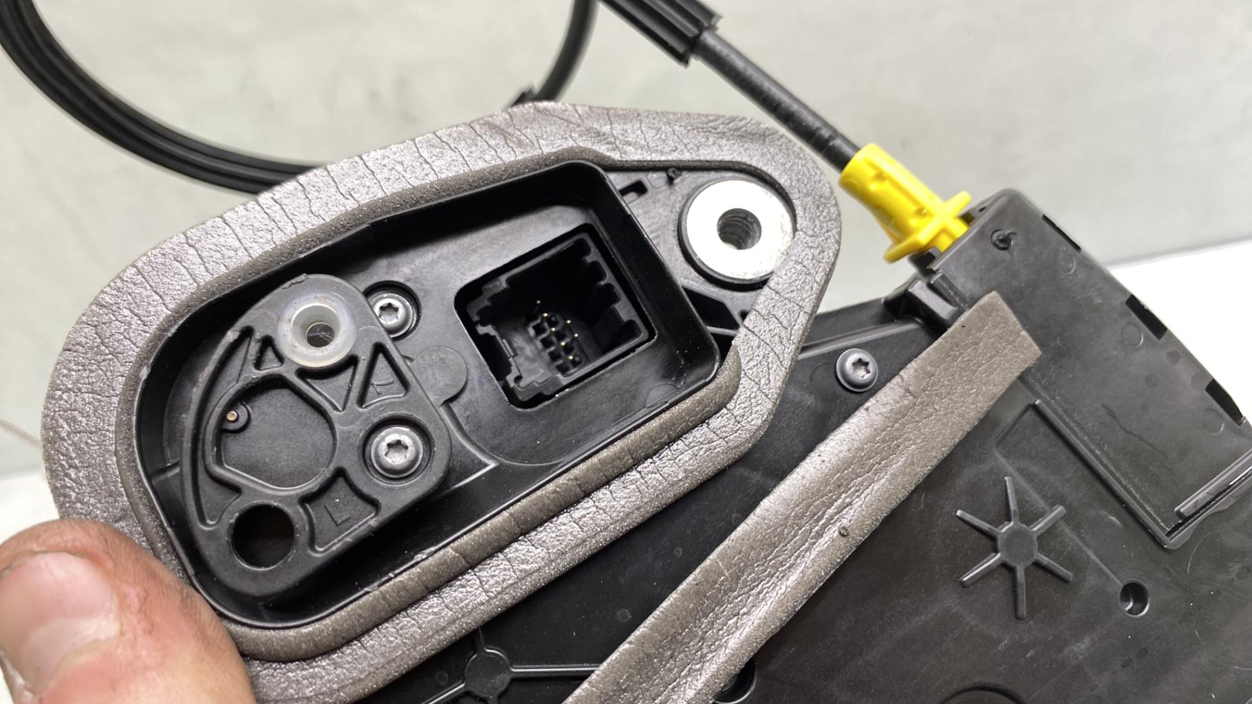 Serratura anteriore sinistra OPEL ASTRA K PHASE 2 Gasolina - 1