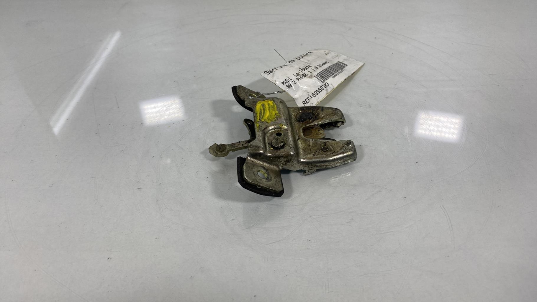 Serrure de coffre AUDI 80 3 PHASE 1 Diesel - 1