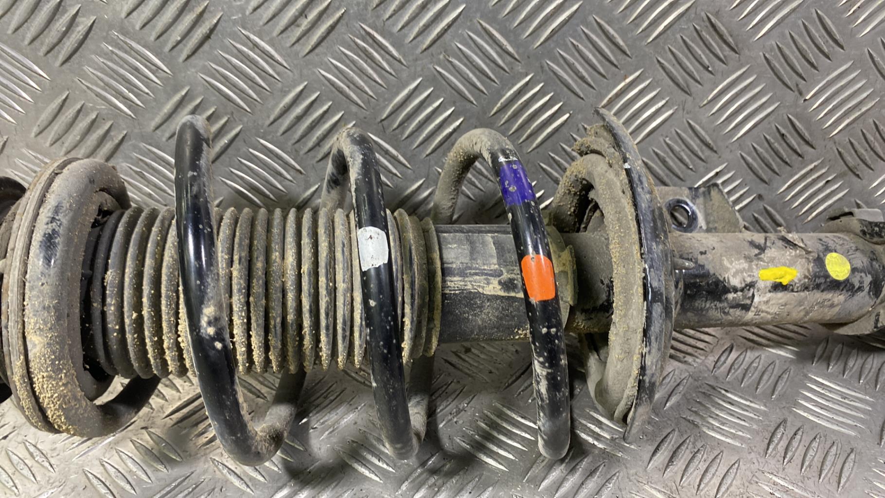 Ammortizzatore anteriore sinistro HYUNDAI I 20 2 PHASE 1 Gasolina - 1