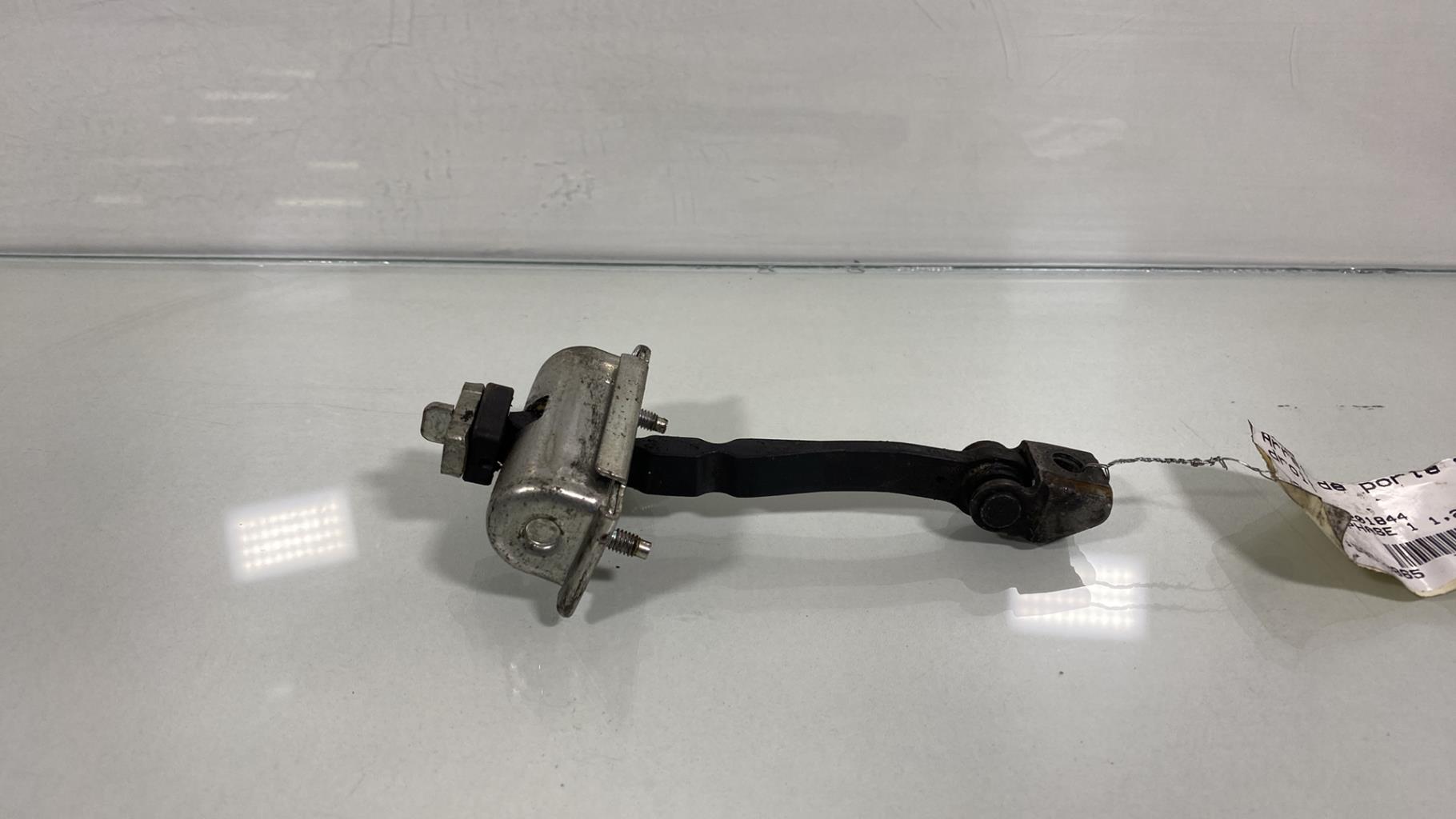 Arresto portiera posteriore destra OPEL CORSA D PHASE 1 Diésel - 1