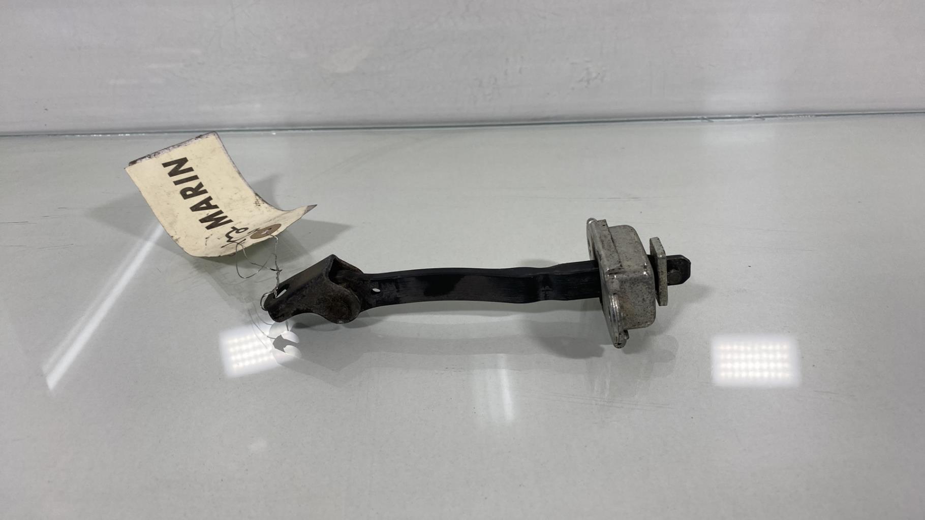 Arresto portiera posteriore destra NISSAN QASHQAI 1 PHASE 2 Diésel - 1