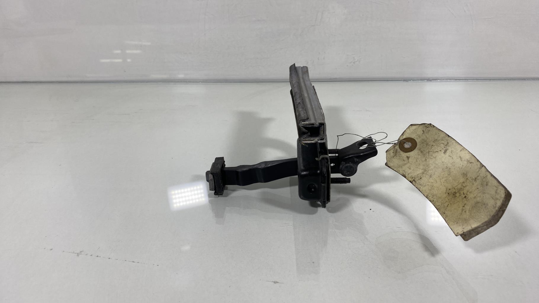 Arresto portiera posteriore destra PEUGEOT 2008 1 PHASE 1 Diésel - 1