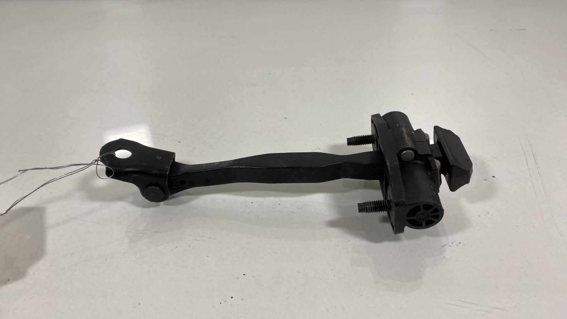 Arresto portiera posteriore destra CITROEN C3 AIRCROSS PHASE 1 Gasolina - 1