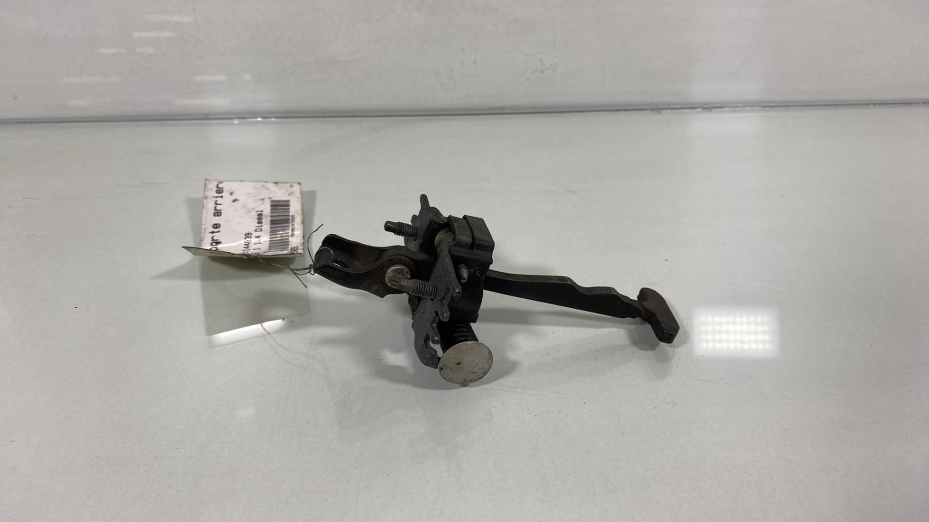 Arresto portiera posteriore sinistra CITROEN C3 2 PHASE 1 Diésel - 1