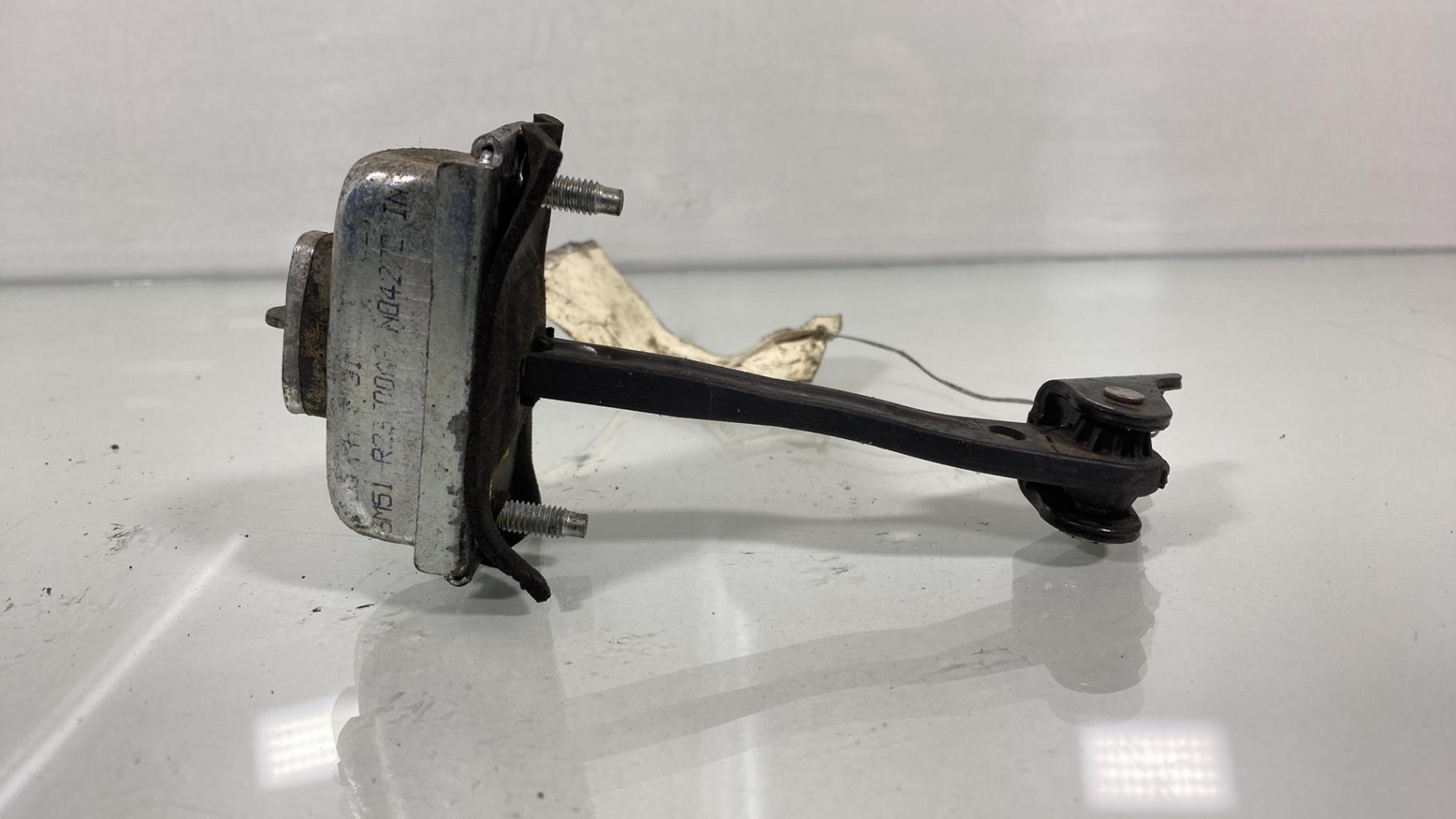 Arresto portiera posteriore sinistra FORD FOCUS 2 PHASE 1 Gasolina - 1