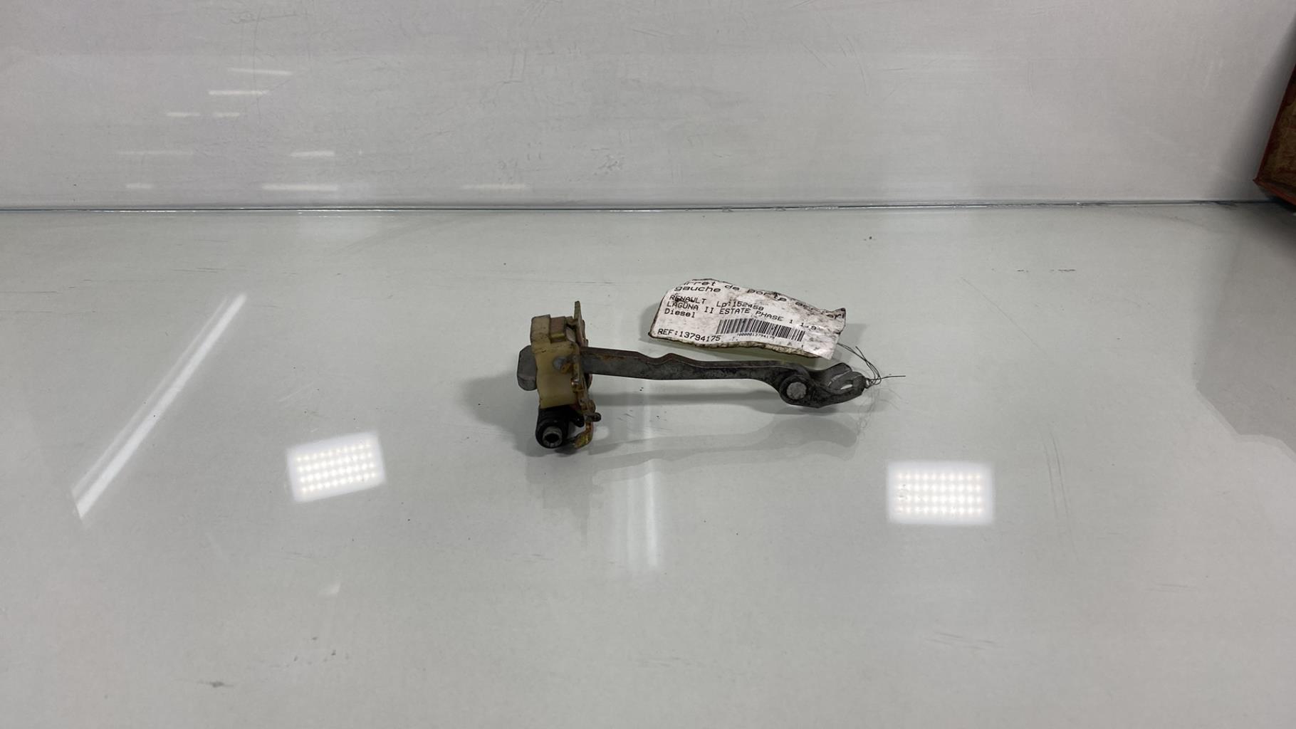 Arresto portiera posteriore sinistra RENAULT LAGUNA 2 PHASE 1 BREAK Diésel - 1