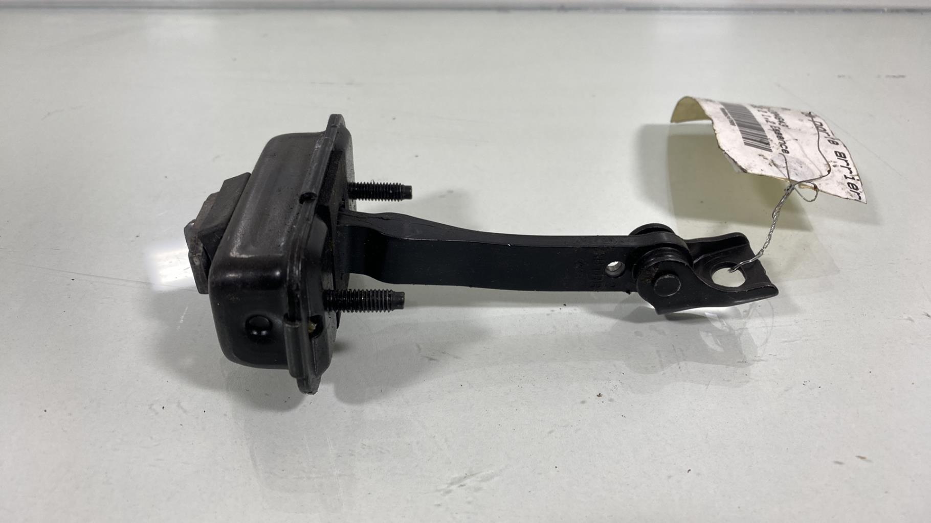 Arresto portiera posteriore sinistra PEUGEOT 2008 1 PHASE 2 Gasolina - 1
