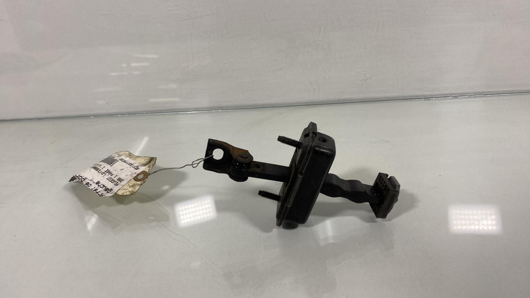Arresto portiera posteriore sinistra PEUGEOT 208 1 PHASE 1 Diésel - 1