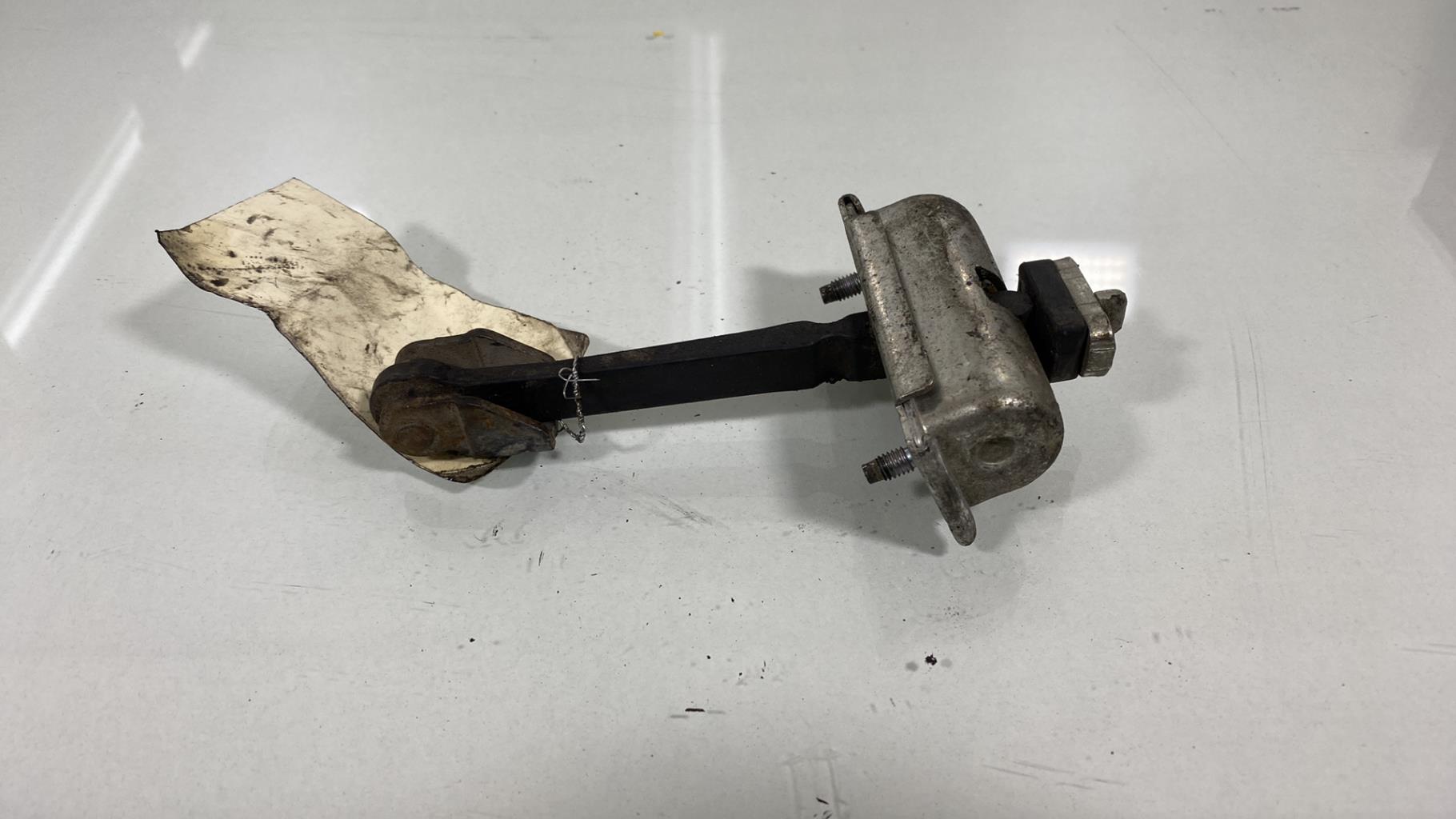 Arresto portiera anteriore destra OPEL CORSA D PHASE 1 Diésel - 1