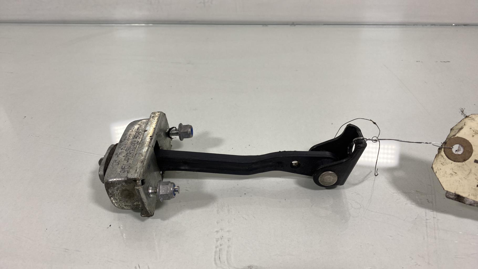 Arresto portiera anteriore destra FORD C-MAX 1 PHASE 2 Diésel - 1