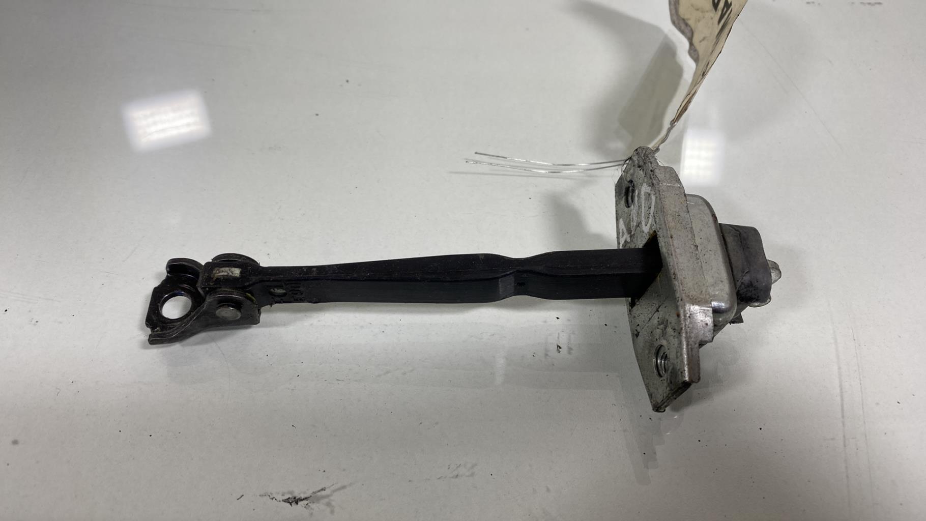Arresto portiera anteriore destra TOYOTA PRIUS 3 PHASE 1 Gasolina/Híbrido - 1