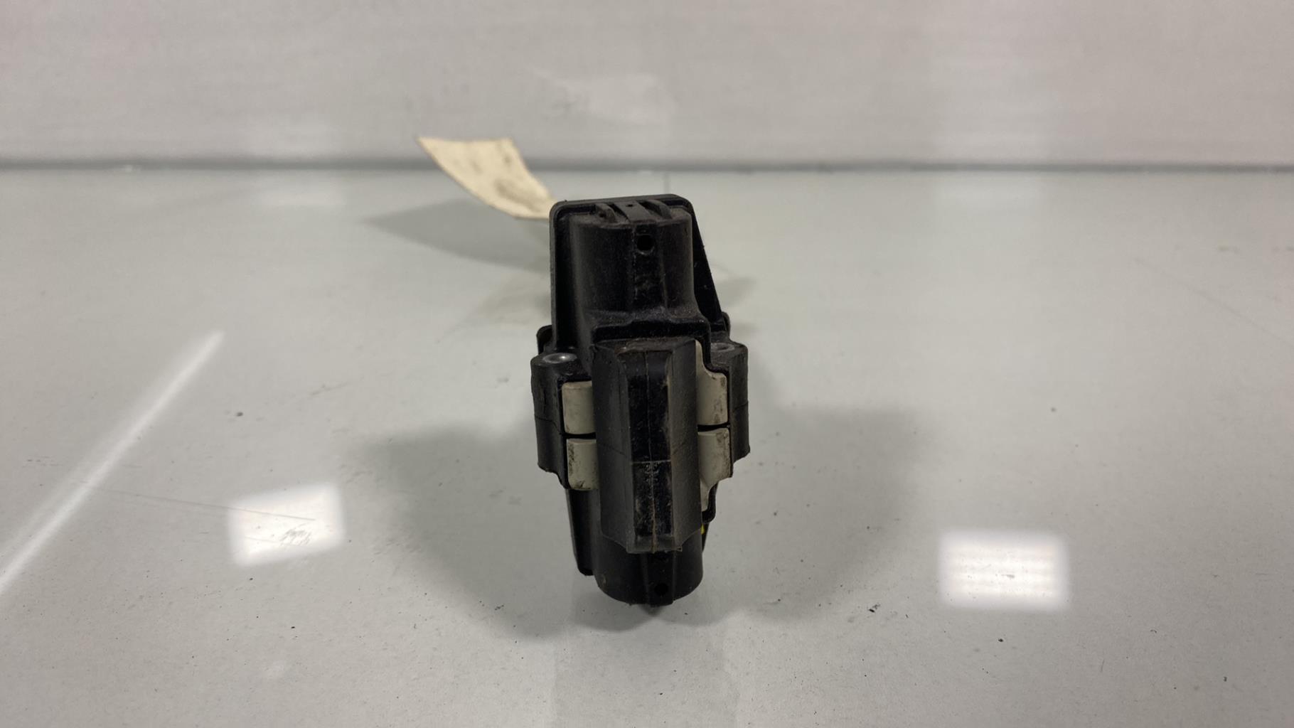 Arresto portiera anteriore destra RENAULT TWINGO 3 PHASE 1 Gasolina - 1